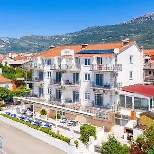 Aqua - Guest & 3*, Kaštela Croacia